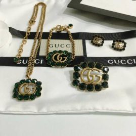 Picture of Gucci Sets _SKUGuccisuits10125410183